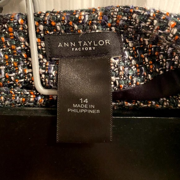 Ann Taylor Tweed Pencil Skirt with Green and Orange Threads - Picture 3 of 3